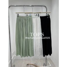 단추 포인트 치마